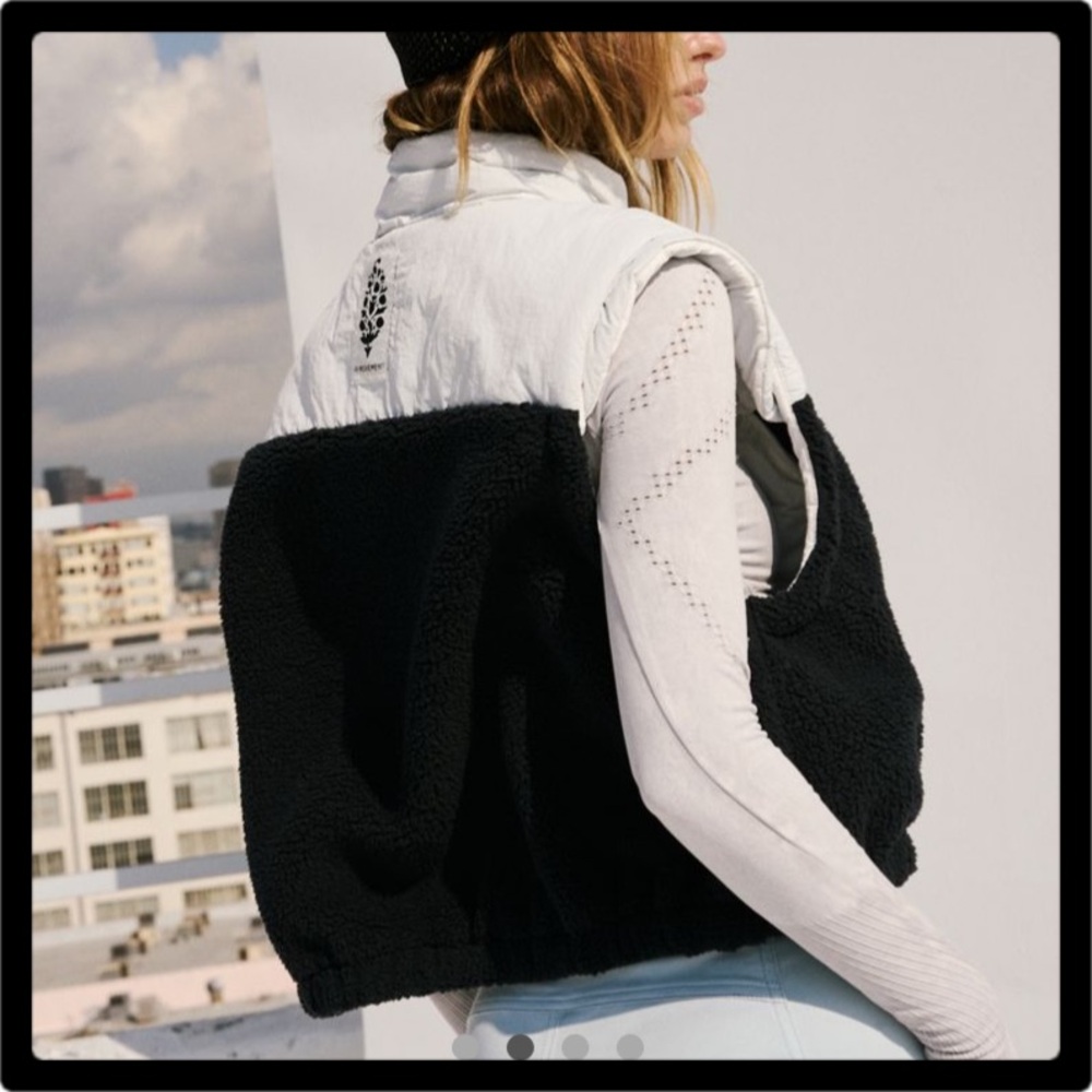 FP Movement by Free People Black and White Vest - Picture 2 of 8